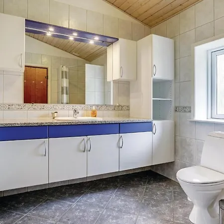 Three-bedroom Holiday In Tatil Evi *